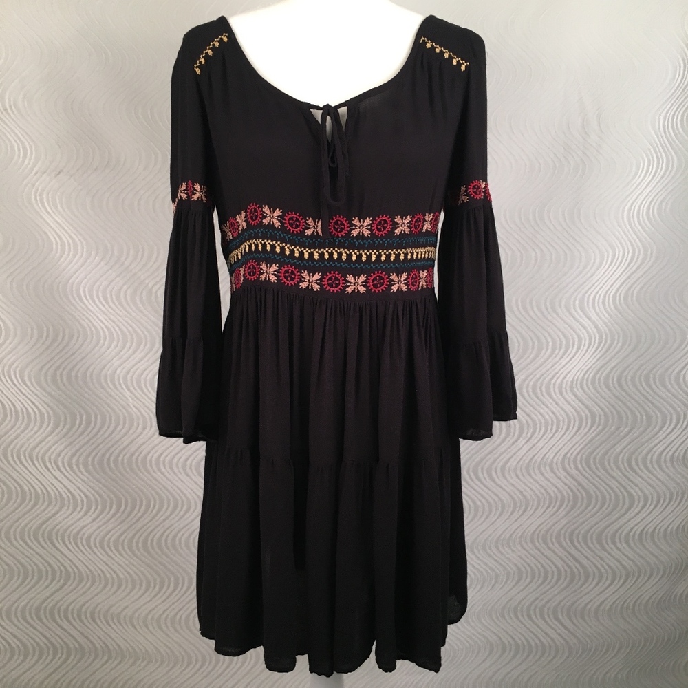 American Eagle Outfitters Black Peasant Dress, XS